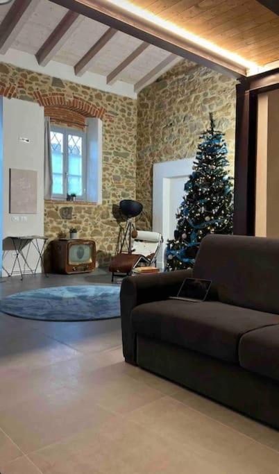 Loft Officina Di Leonardo Nel Centro Di Vinci Lägenhet Exteriör bild